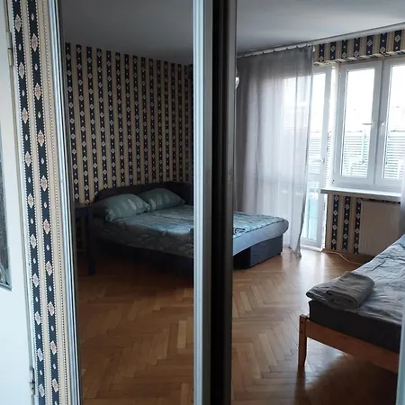 Margo 2-кімнатна центр біля метро Rondo Onz Apartment *